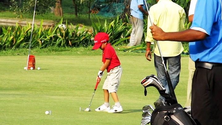 Teaching kids golf