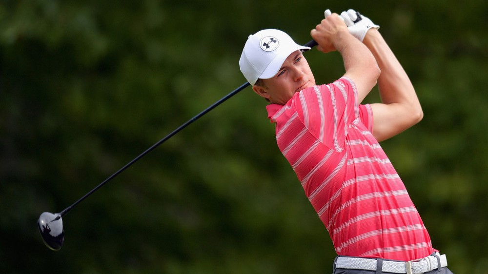 After 'cranky' day, Spieth fires 65 in Round 2