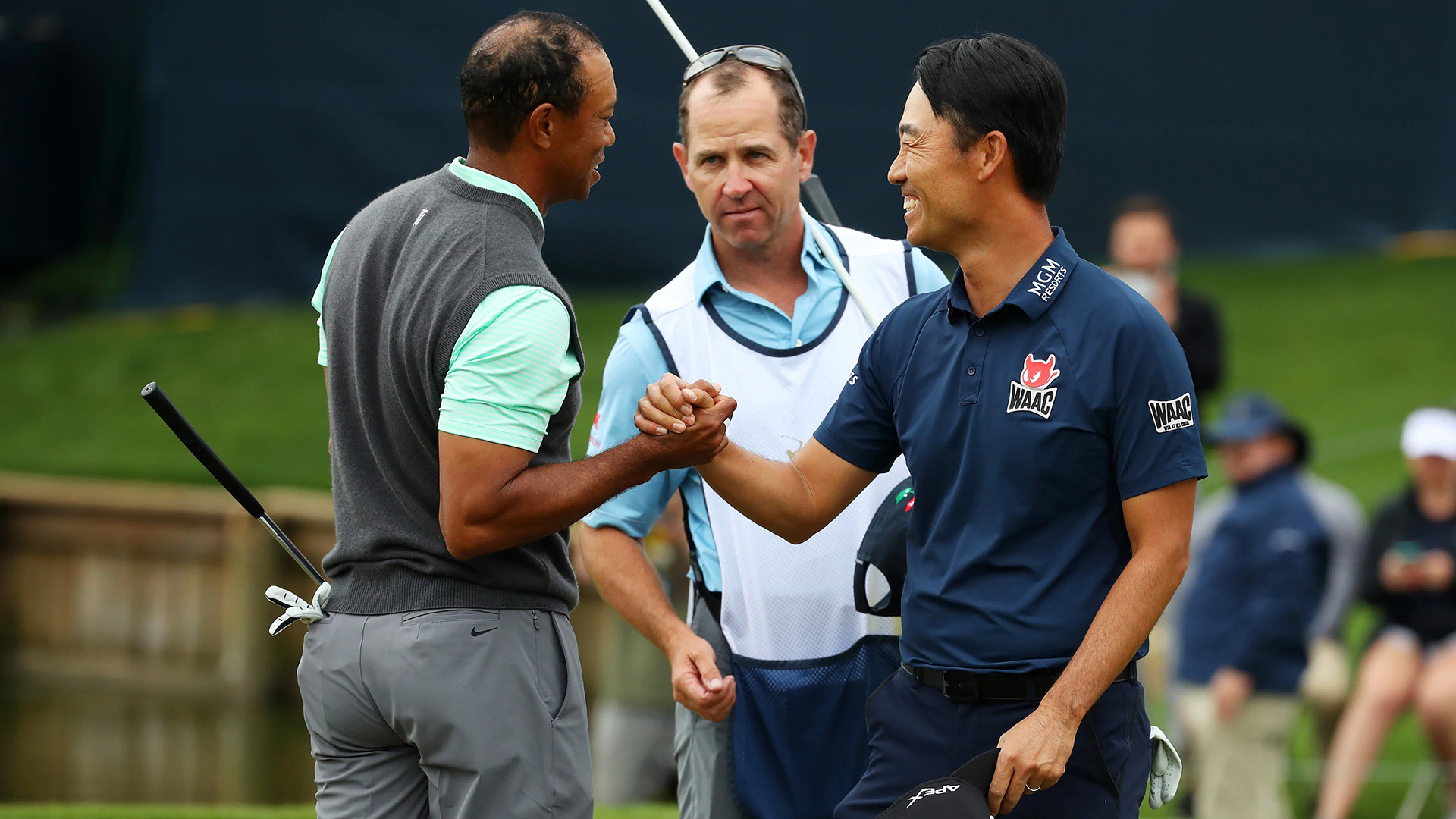 After 16 years, Na finally plays with Tiger … and shoots 78