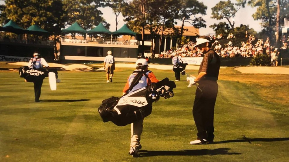 Bradley shares throwback caddie photo at Innisbrook with father, aunt