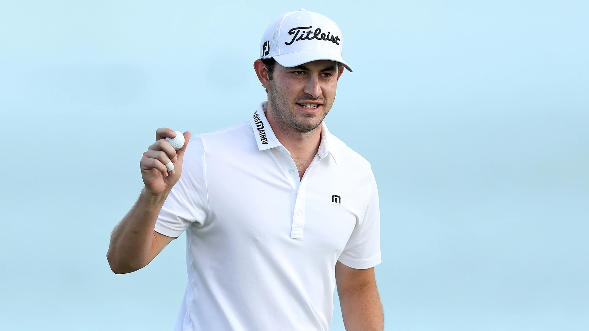 Cantlay co-leads in first start after sinus surgery