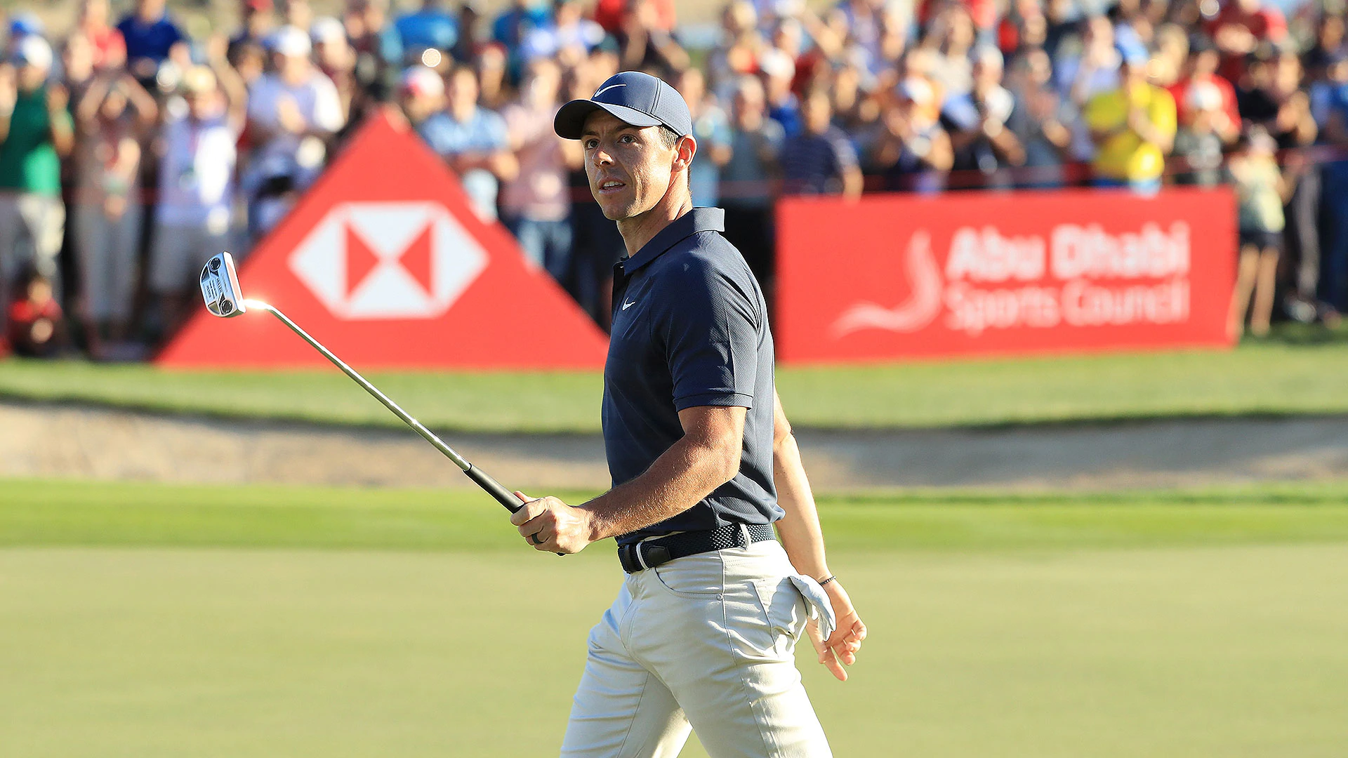 Closing eagle moves Rory within 3 in Abu Dhabi