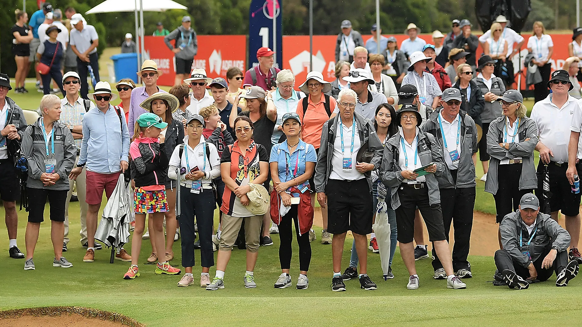 Fans get to walk course with no-rope policy at Vic Open