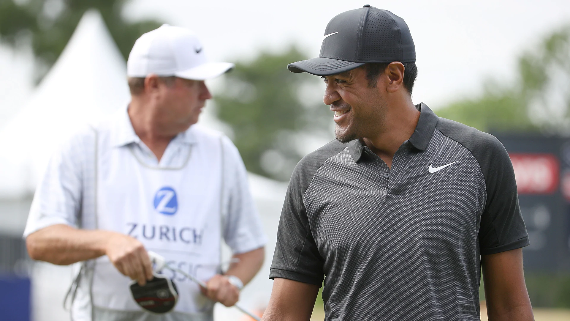 Finau lifts team to opening 62 on improving ankle