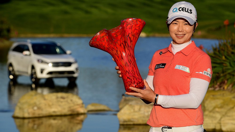 Ji wins Kia Classic, two cars with Sunday hole-in-one
