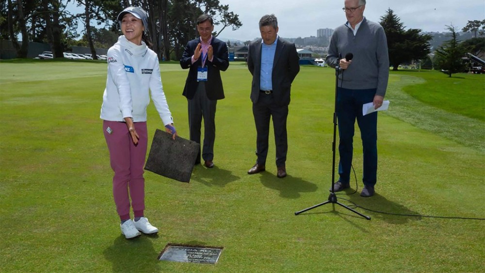 Ko gets plaque at Lake Merced commemorating epic shot, playoff win