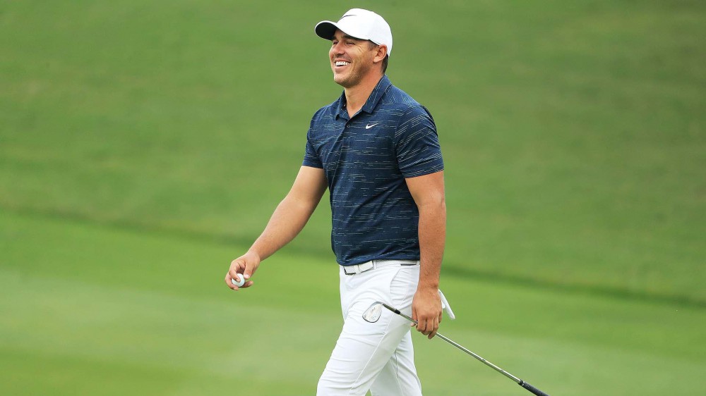 Koepka returns to No. 1 without hitting a shot