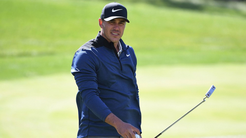 Koepka takes edge over Thomas in race for world No. 1
