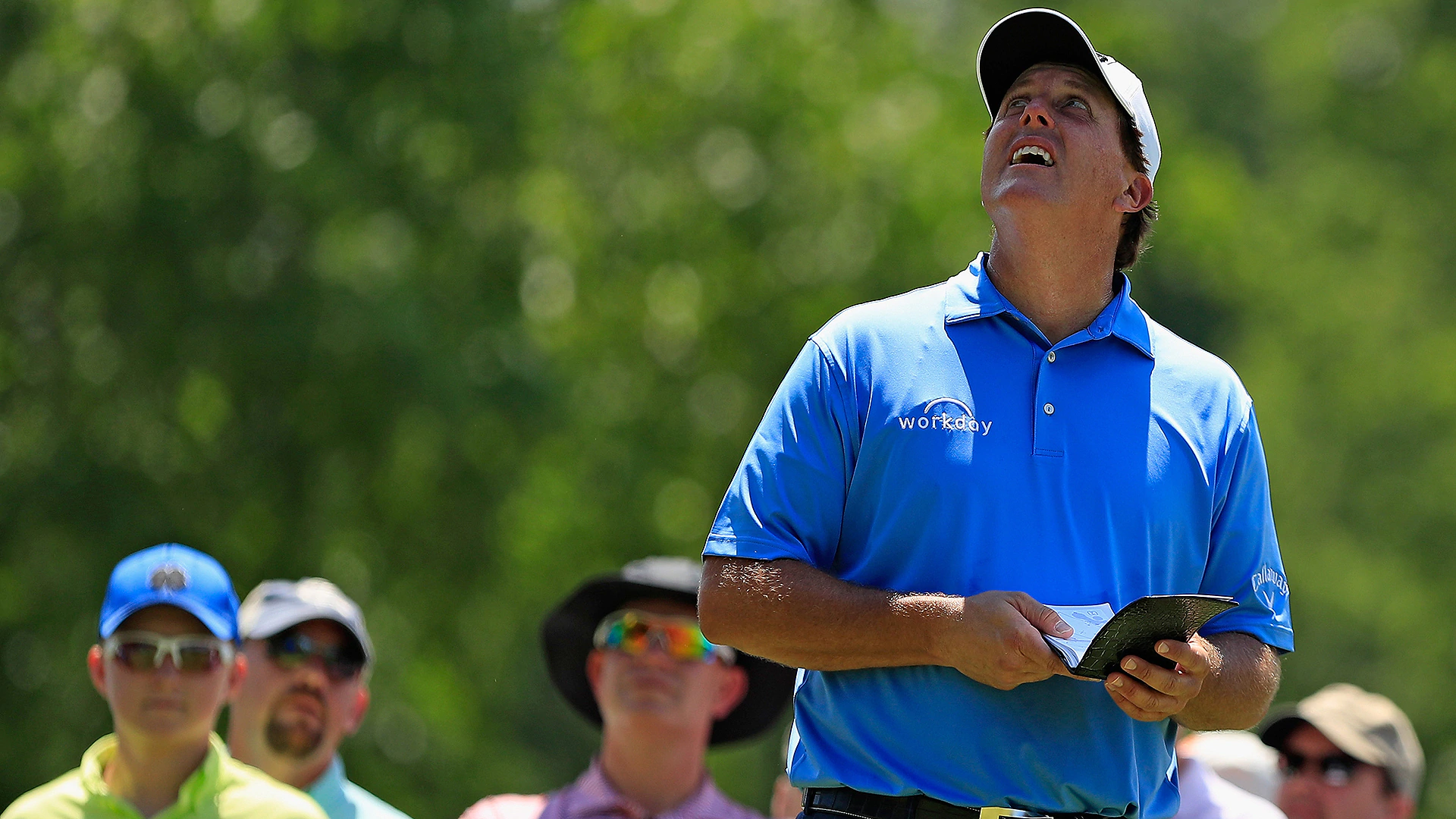 Mickelson 'shook' by final-round leaderboard glance 9