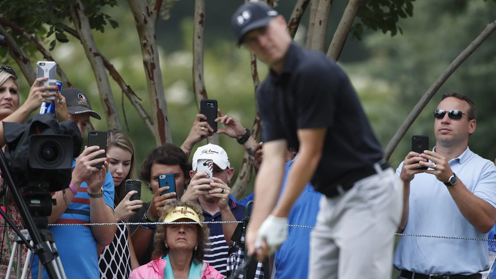 PGA Tour institutes fan-friendly phone policy