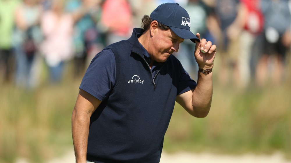 PGA out of reach, Phil's eyes set on U.S. Open
