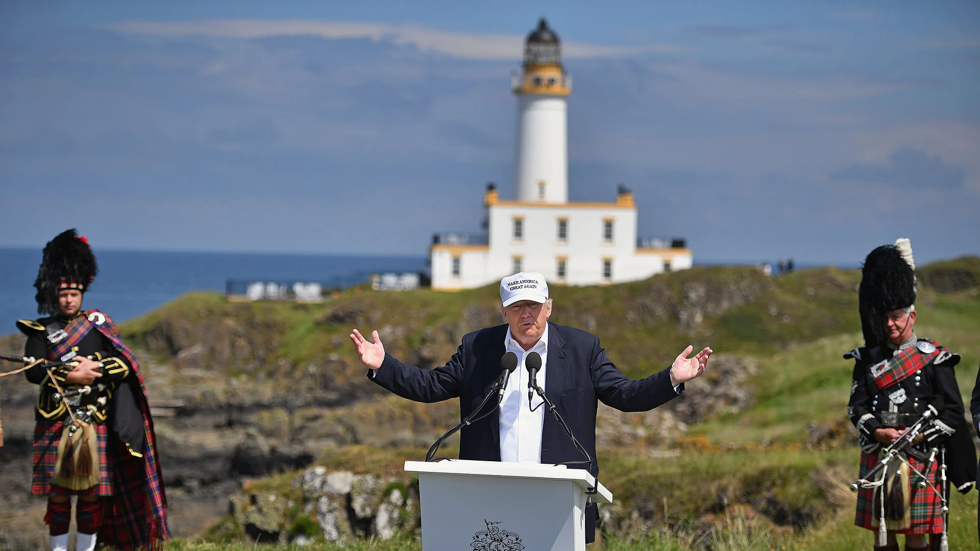 Slumbers: Trump Turnberry Open would be 'complex'
