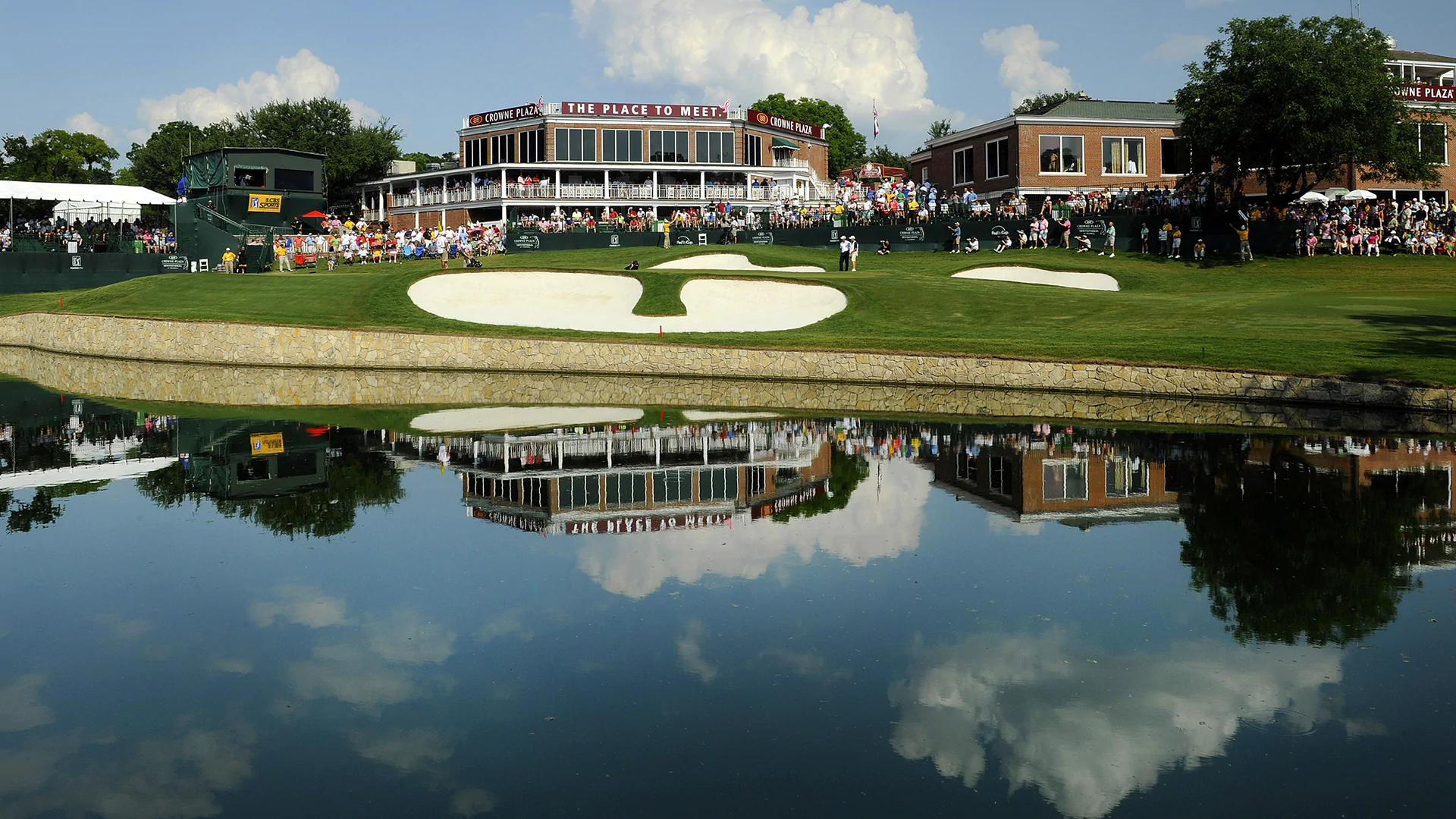Sources confirm Charles Schwab to sponsor Colonial event