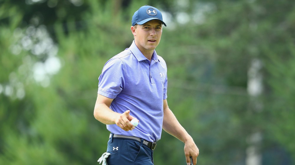 Spieth (69) stays in Travelers hunt thanks to putting