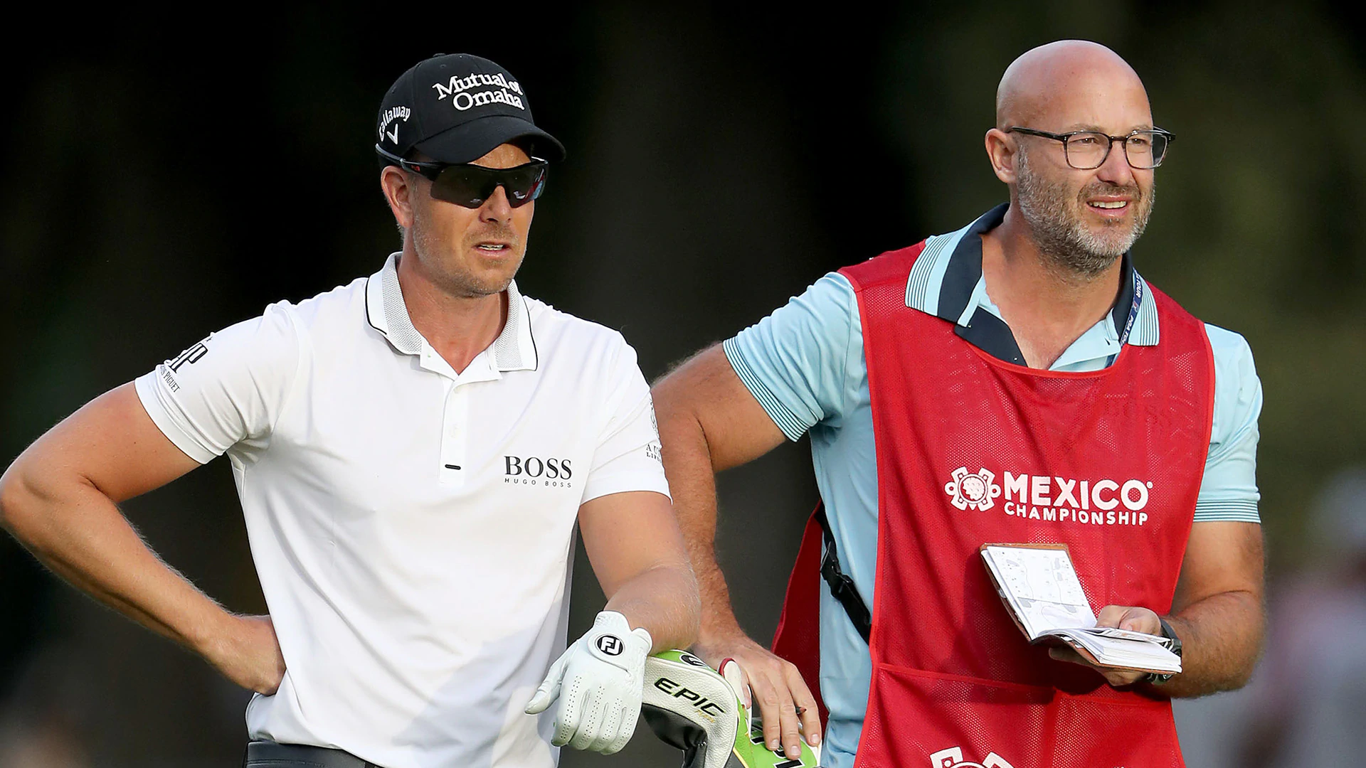 Stenson splits from Vail, as caddie search continues