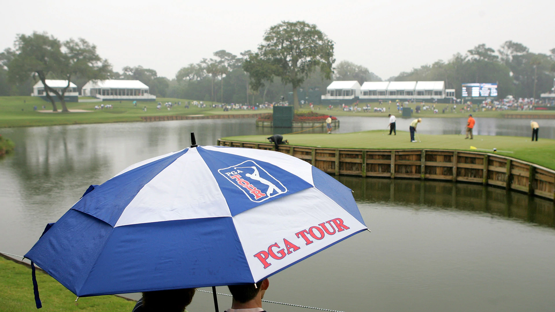 Sunday's forecast at Sawgrass: Wind, rain and cold