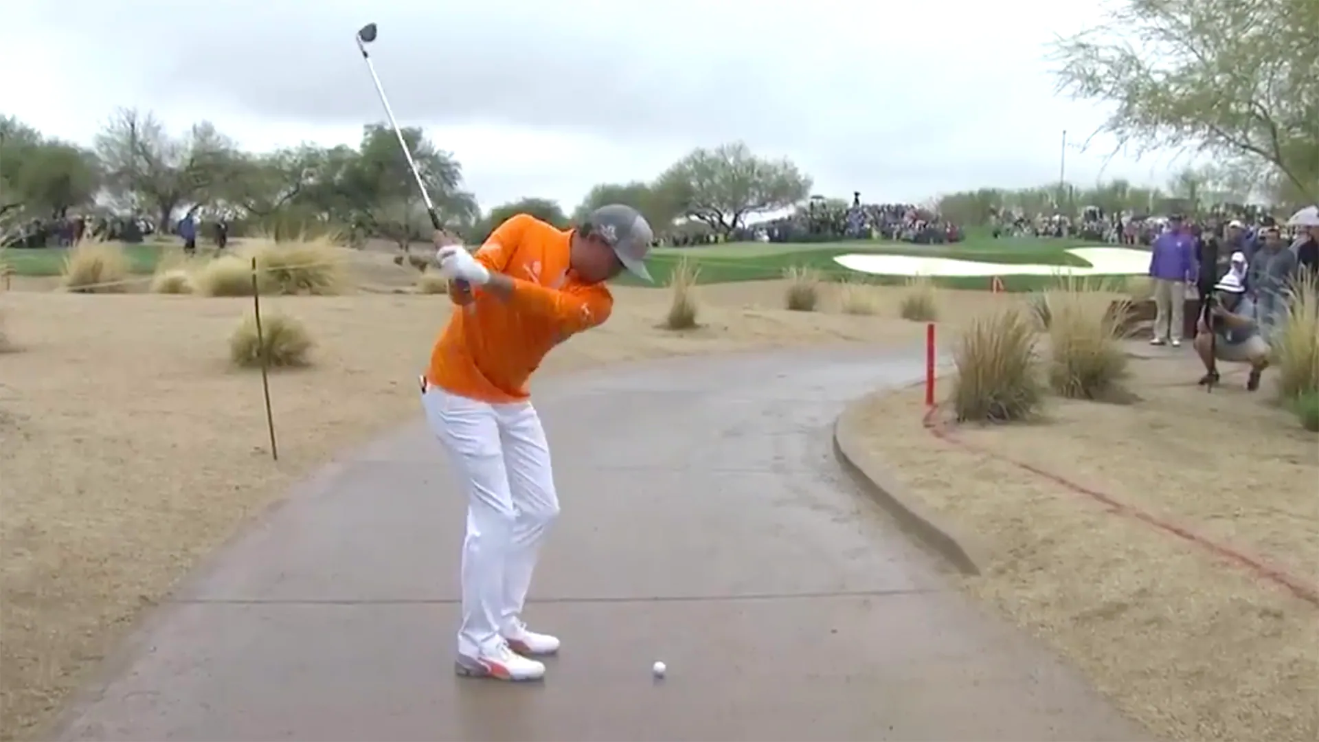 Watch: Fowler saves par from cart path Sunday at Scottsdale