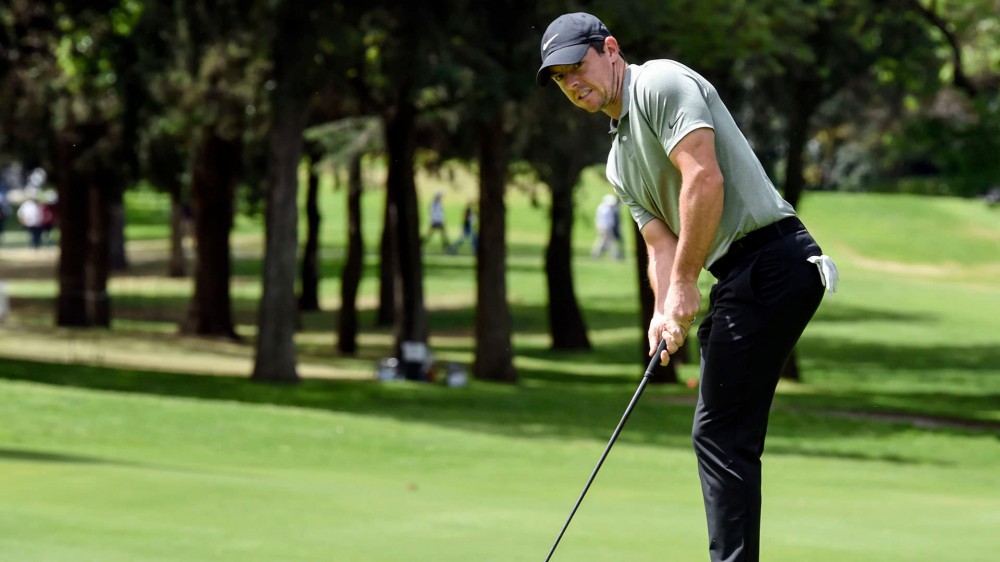 Watch: McIlroy 4-putts to drop out of lead in WGC-Mexico Championship
