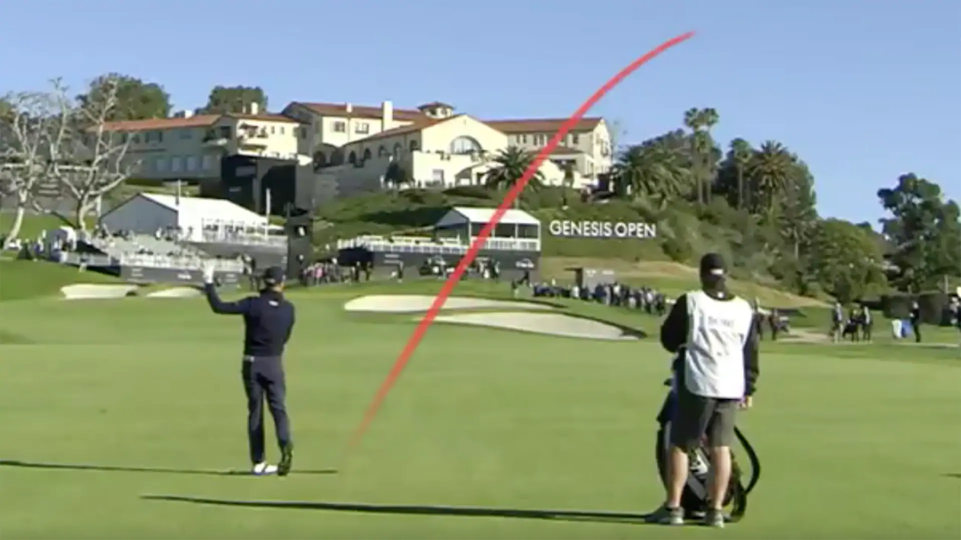 Watch: Thomas saves his par after a shank
