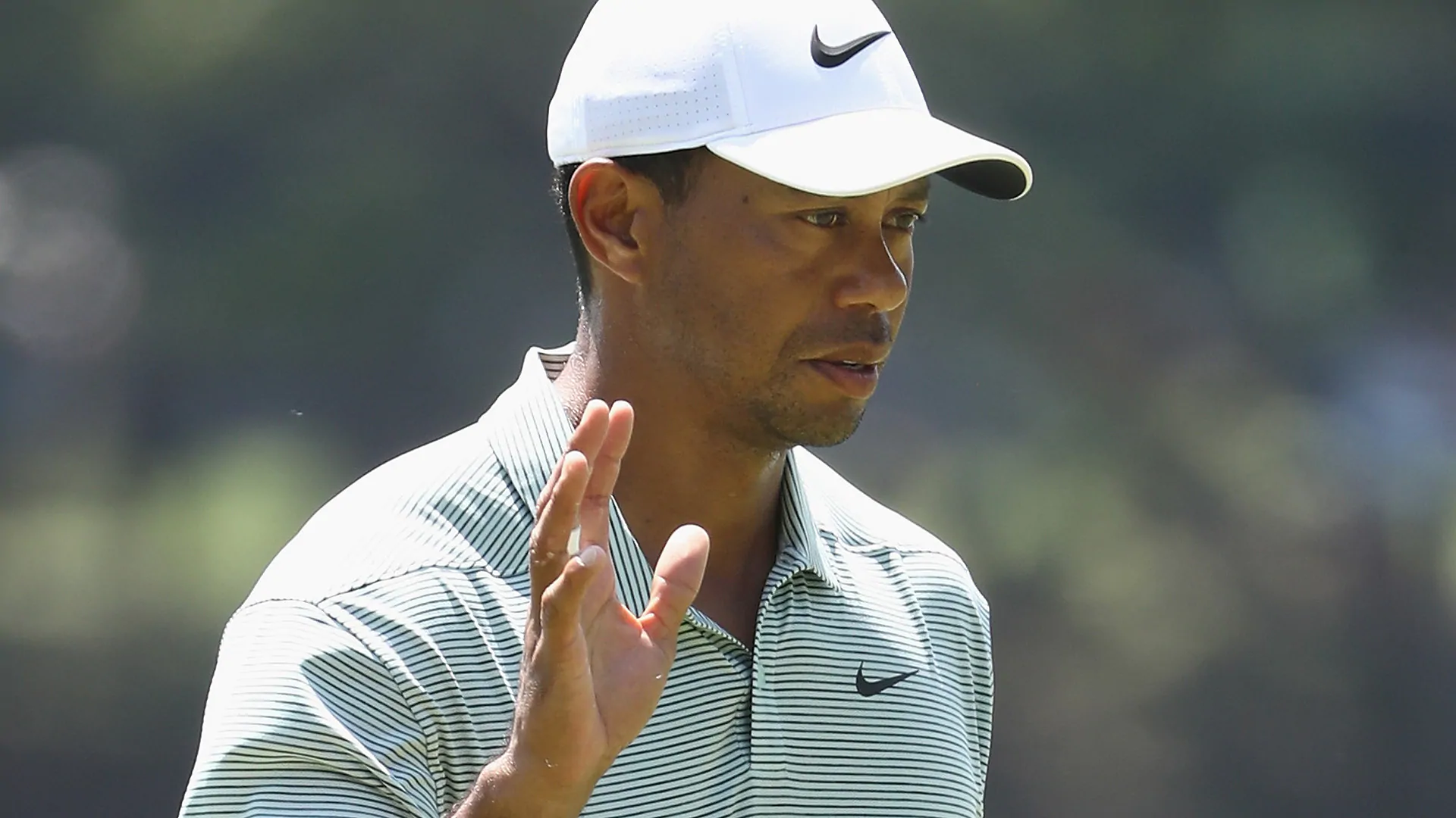 Watch: Tiger highlights from Rd. 3 of the PGA