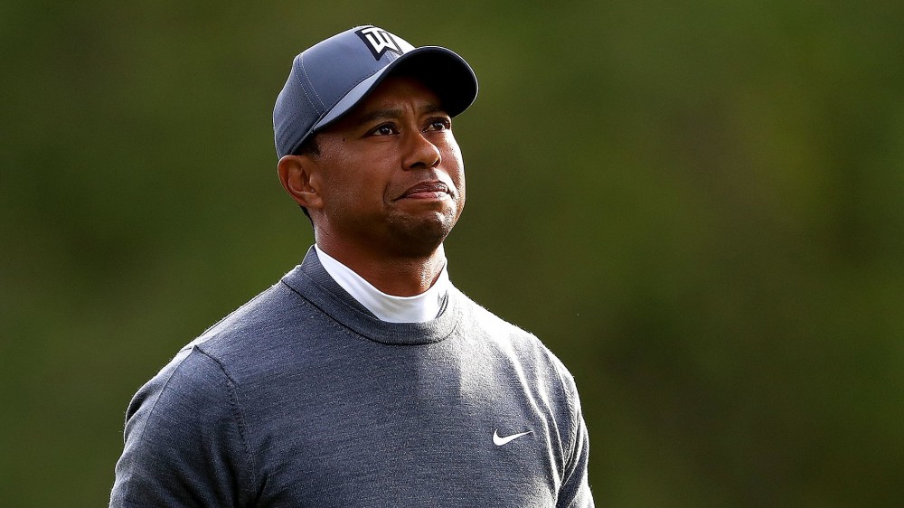 Woods avoids injury, but tree shot 'didn’t feel very good'