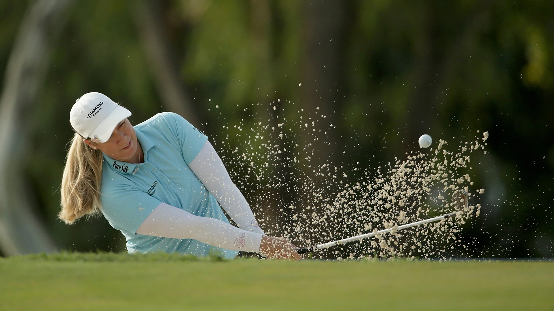 Thumb injury doesn't keep Brittany Lincicome from opening 69 at ANA 2