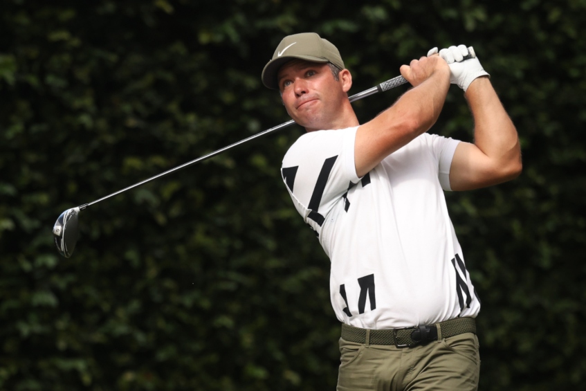 Paul Casey shoots 65 to take early lead at the Masters