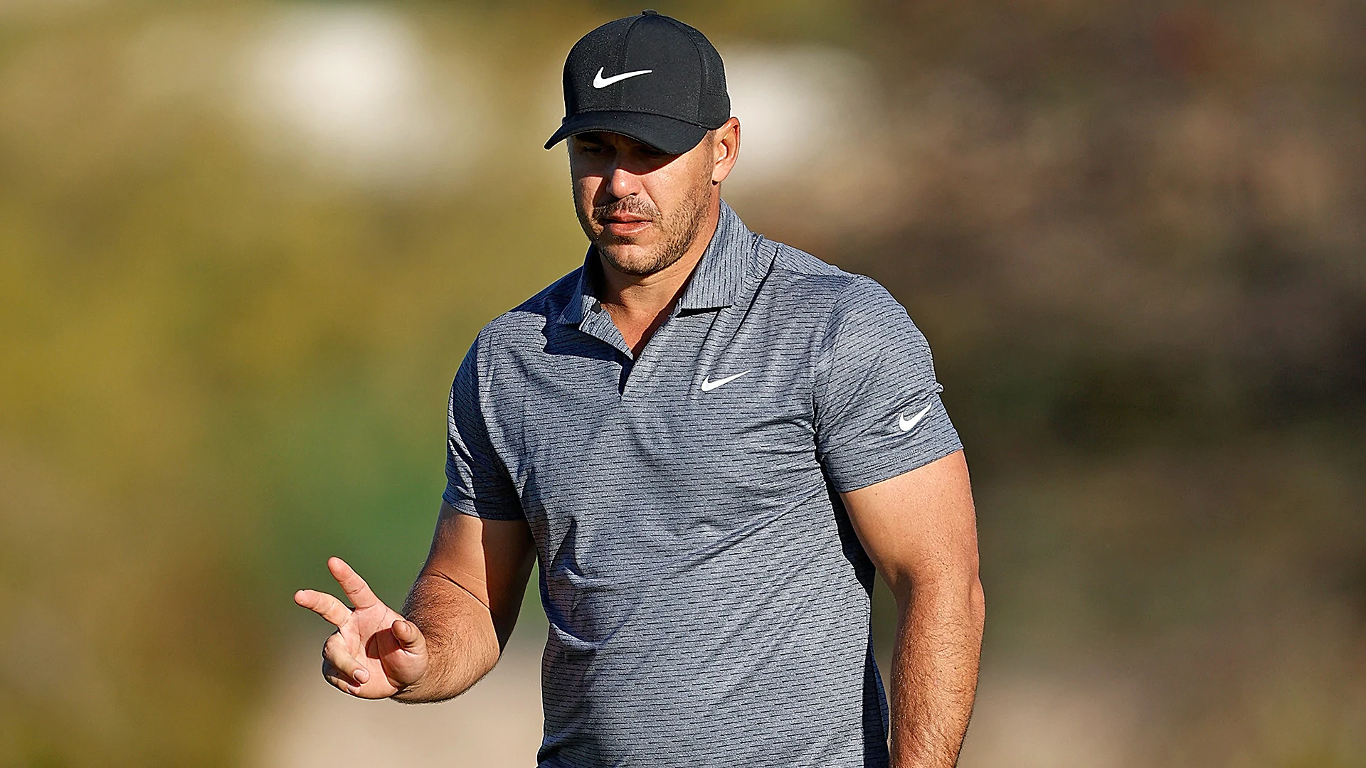 Brooks Koepka overcomes double bogey, shoots lowest round since pre-Masters