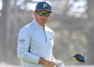 With new swing thought, a ‘more deliberate’ Rickie Fowler shoots 66